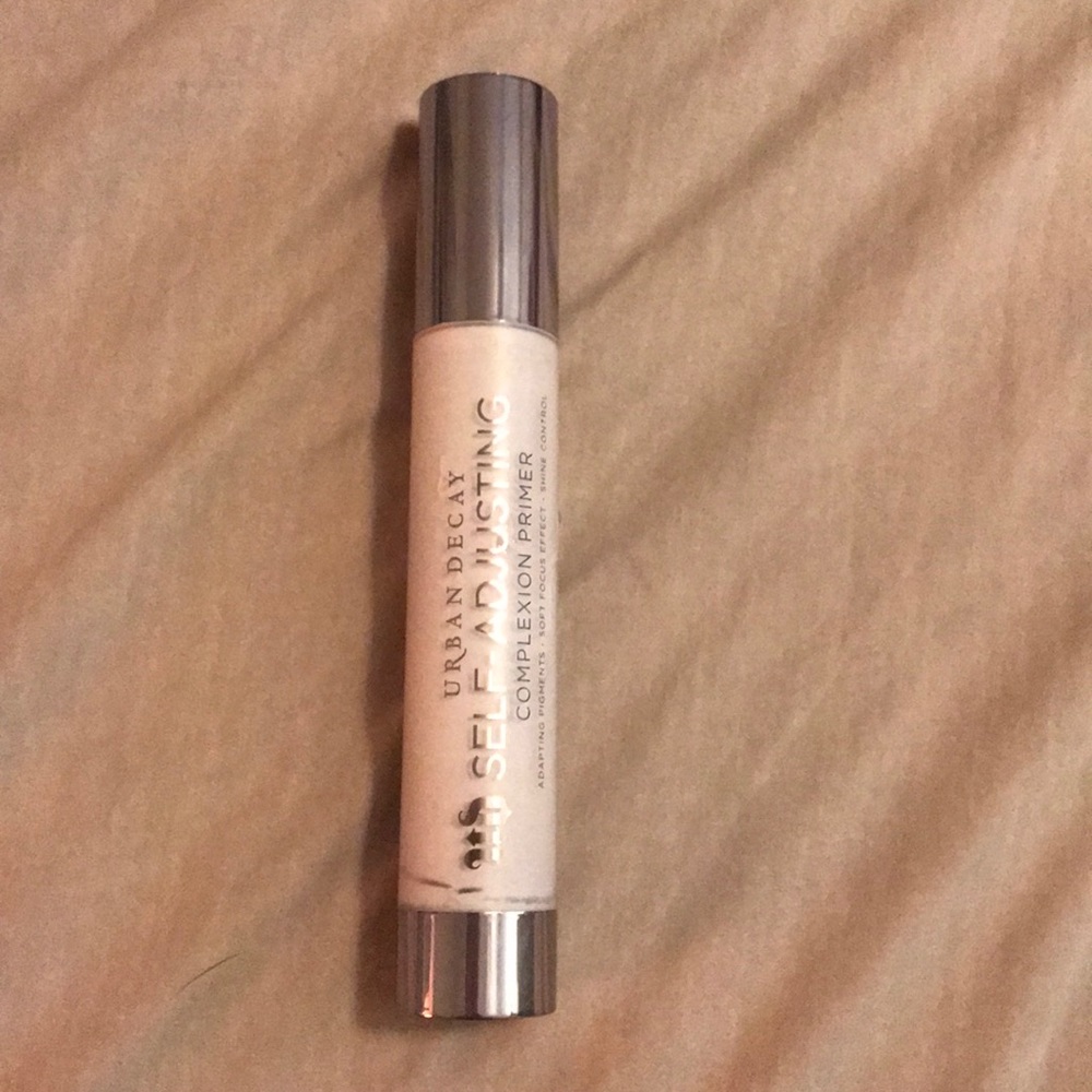 Urban Decay self adjusting primer